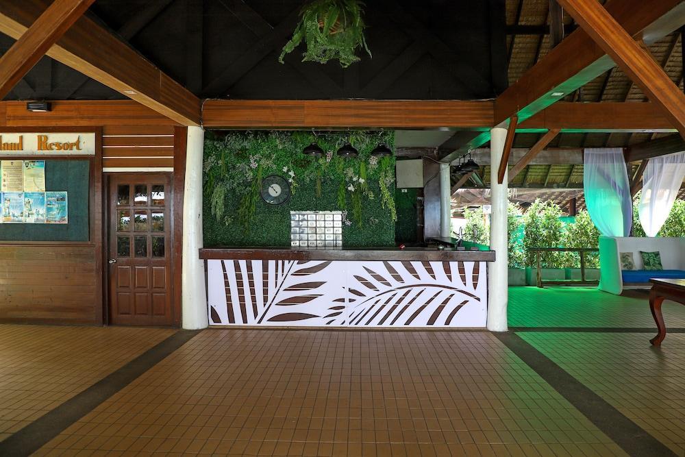 Coral Island Resort Phuket Exterior foto