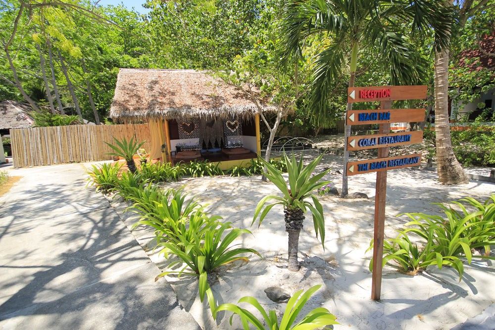 Coral Island Resort Phuket Exterior foto